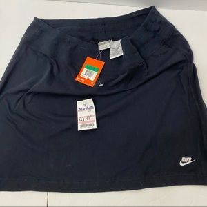 New Unworn Nike skirt xl black